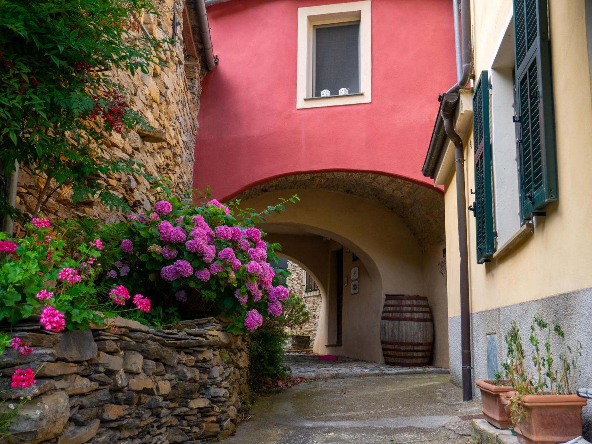 Agri Borgata Vallone - Apartments - By Host4U Lecchiore Buitenkant foto